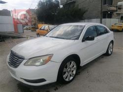 Chrysler 200